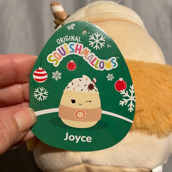 Squishmallow Joyce the Eggnog - Picture 5 of 5